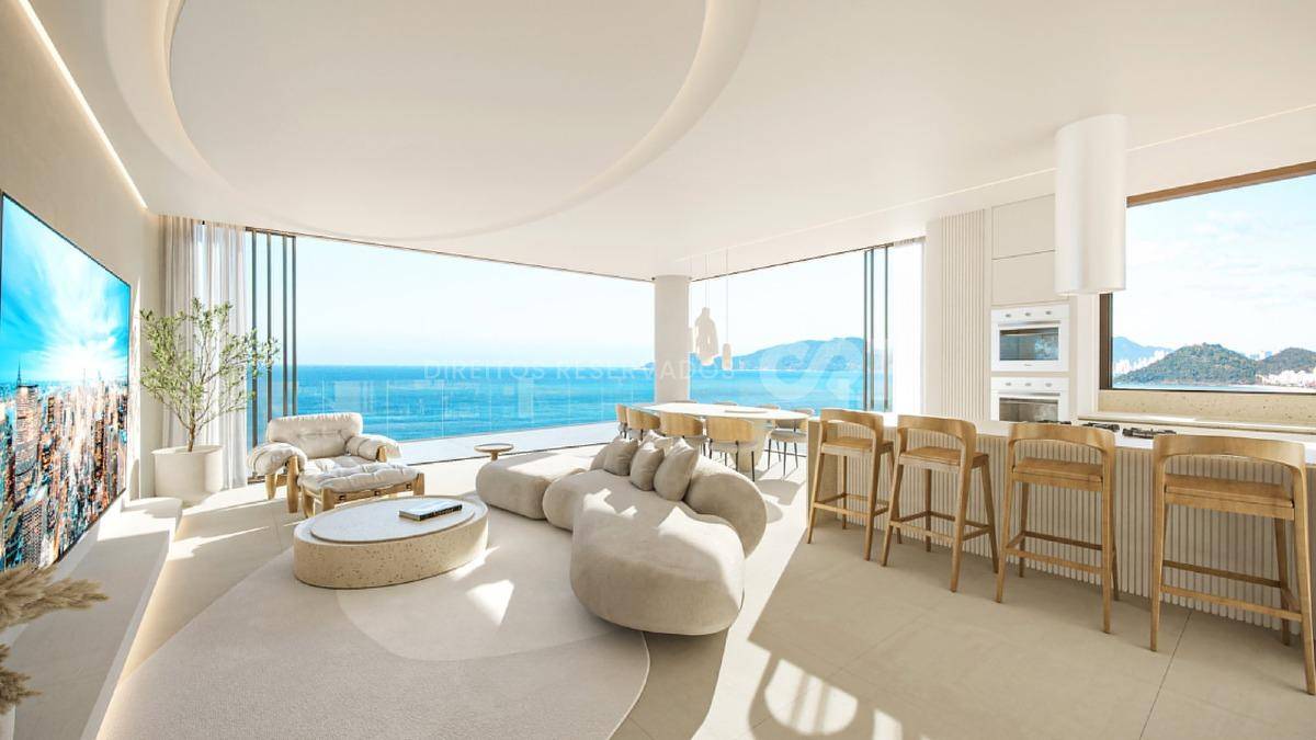 Apartamento frente mar com 4 suítes no Scenarium na Praia Brava, Itajaí  