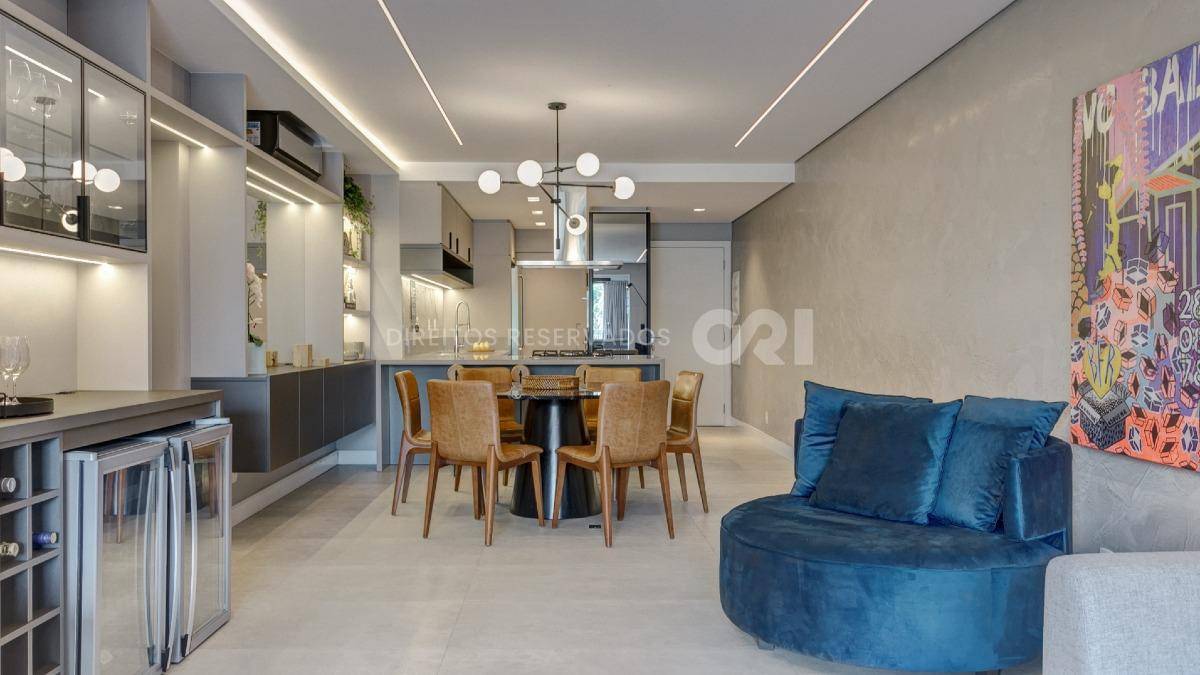 Apartamento com 3 dormitórios no Amores da Brava na Praia Brava em Itajaí