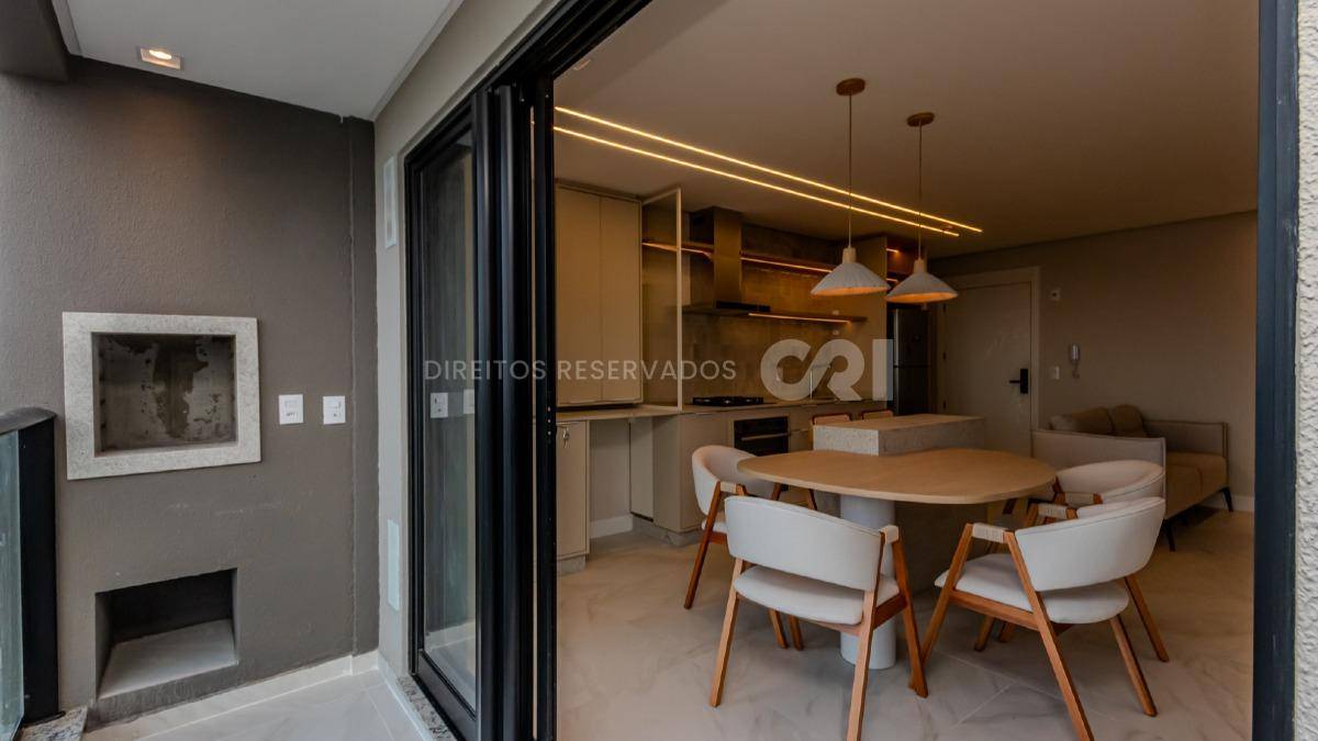 Apartamento com 2 suítes no Sky Brava na Praia Brava em Itajaí