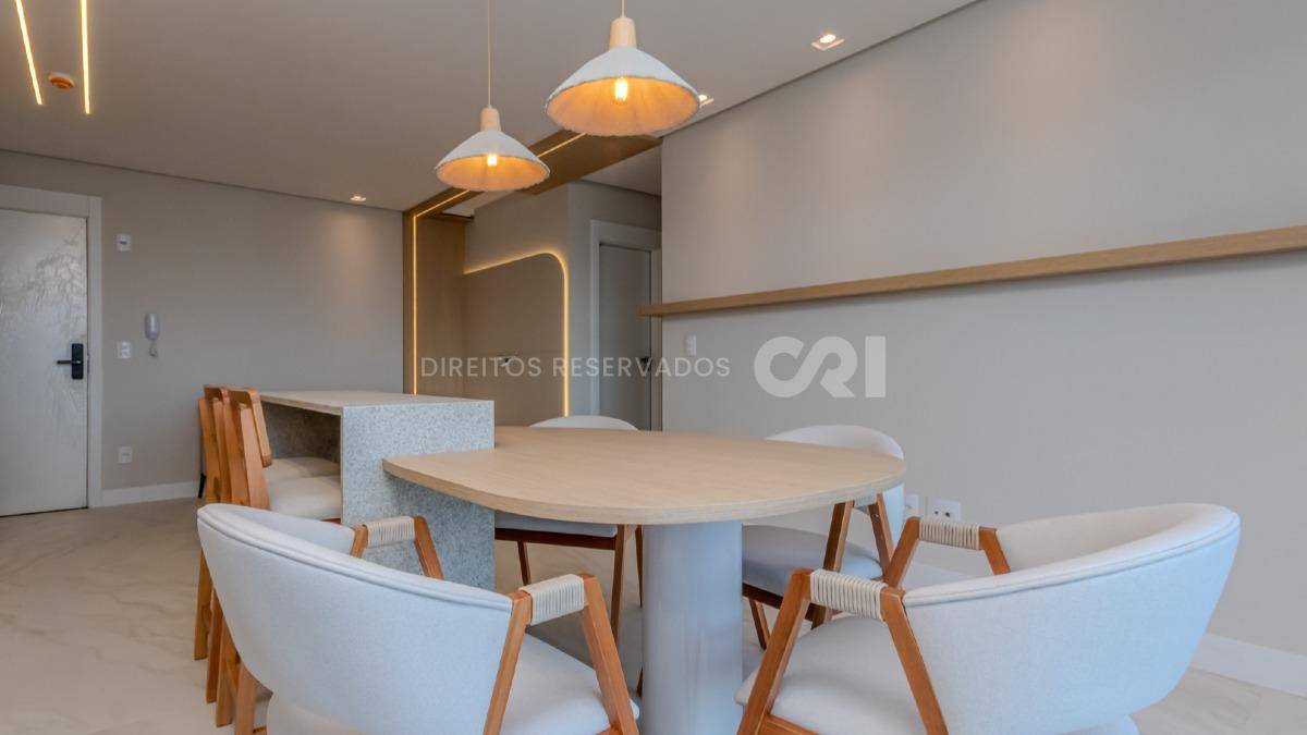 Apartamento com 2 suítes no Sky Brava na Praia Brava em Itajaí