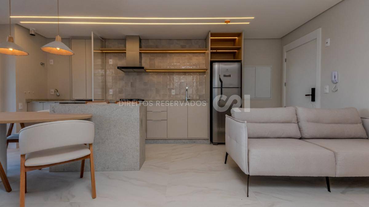 Apartamento com 2 suítes no Sky Brava na Praia Brava em Itajaí