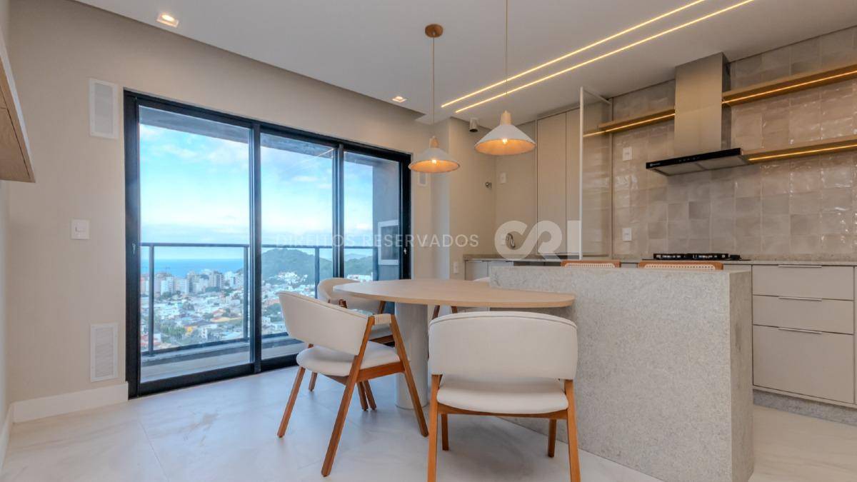 Apartamento com 2 suítes no Sky Brava na Praia Brava em Itajaí