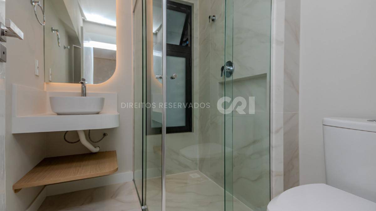 Apartamento com 2 suítes no Sky Brava na Praia Brava em Itajaí
