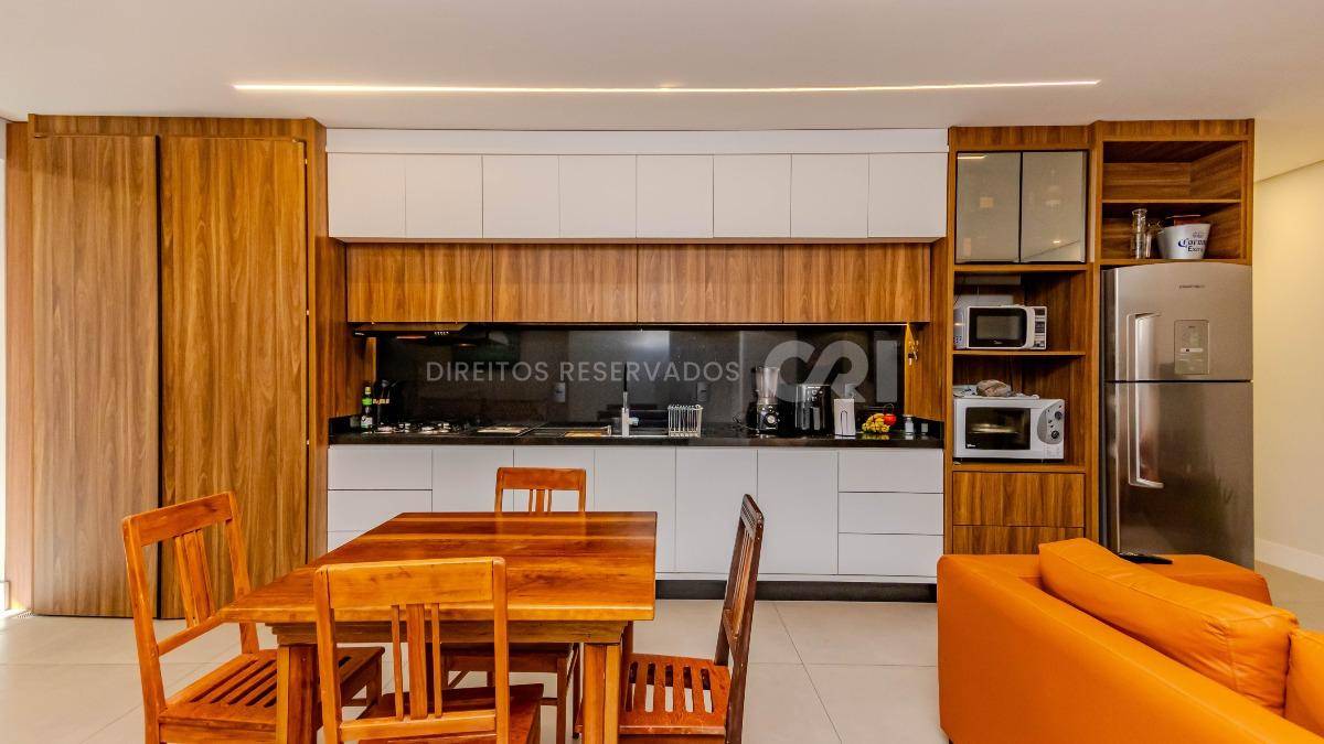 Apartamento com 2 suítes no Edifício Aquamarine Residence na Praia Brava em Itajaí