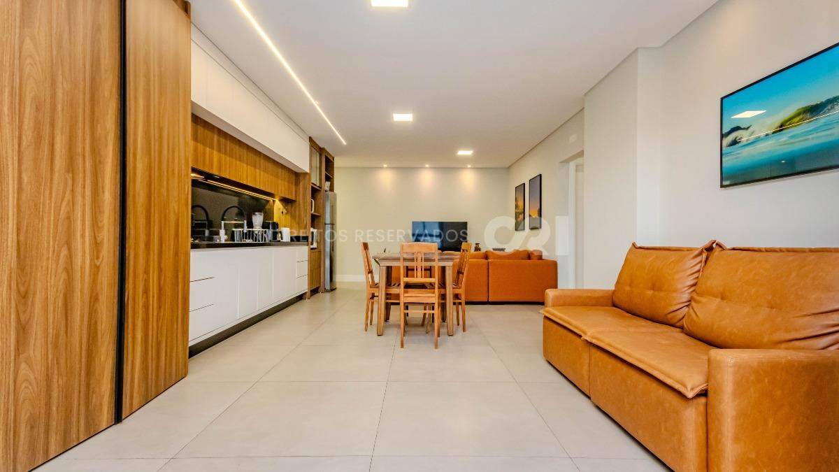 Apartamento com 2 suítes no Edifício Aquamarine Residence na Praia Brava em Itajaí