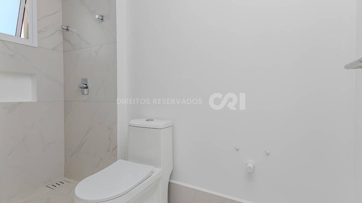 Apartamento com 4 suítes no Edifício Magnólia no Canto da Praia em Itapema
