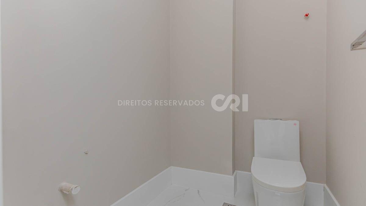 Apartamento com 3 suítes no Edifício Grand Mirage no Centro em Itapema