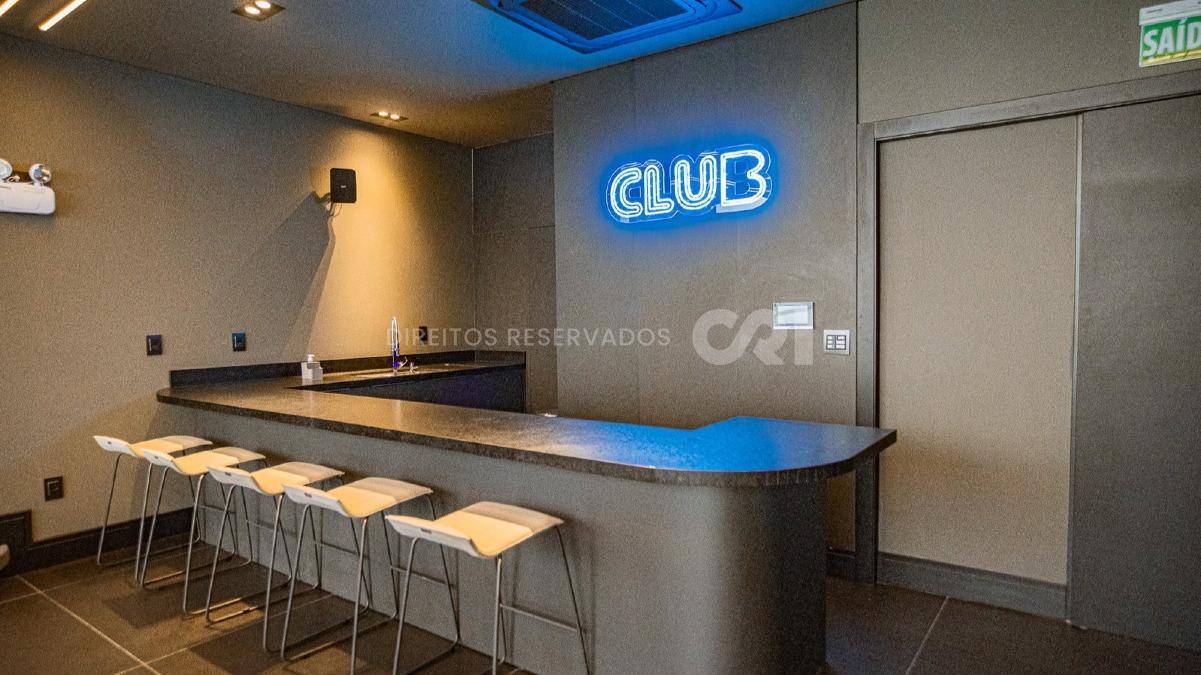 COPA: Apartamento com 4 suítes Doha Tower na Meia Praia Itapema