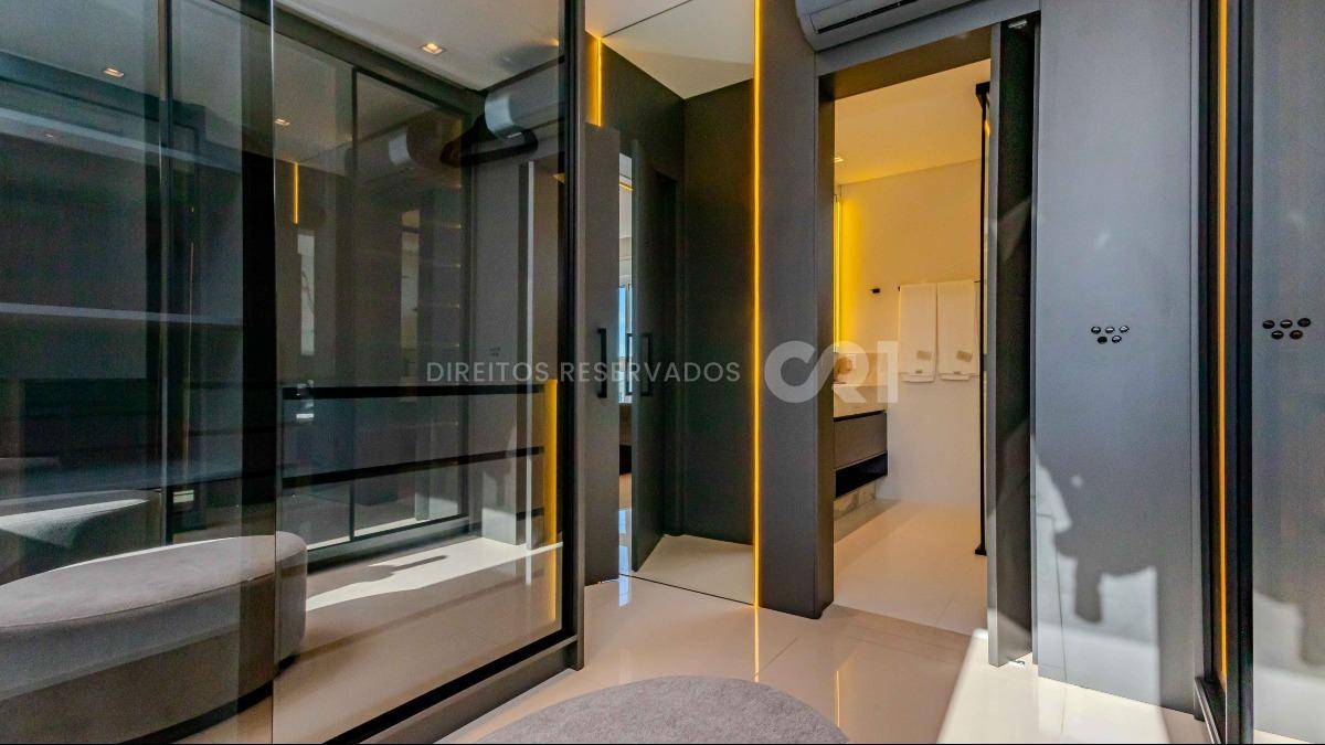Cobertura duplex com 3 suítes no Hamptons Village no Centro de Balneário Camboriú