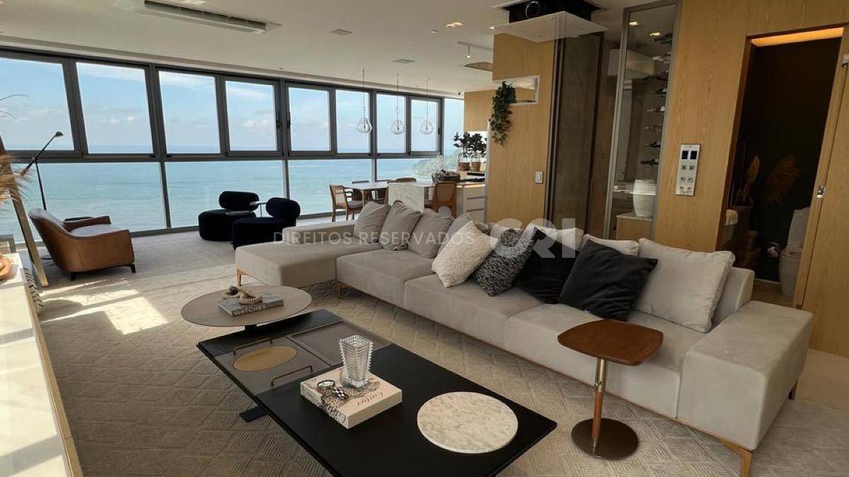 Apartamento com 3 suítes no Edifício Copenhagen na Barra Sul em Balneário Camboriú