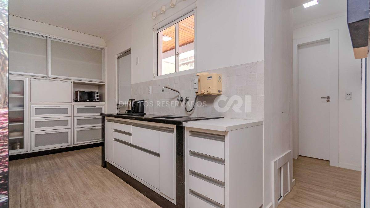 Cobertura no Residencial Dona Elenir com 3 quartos no Centro de Balneário Camboriú