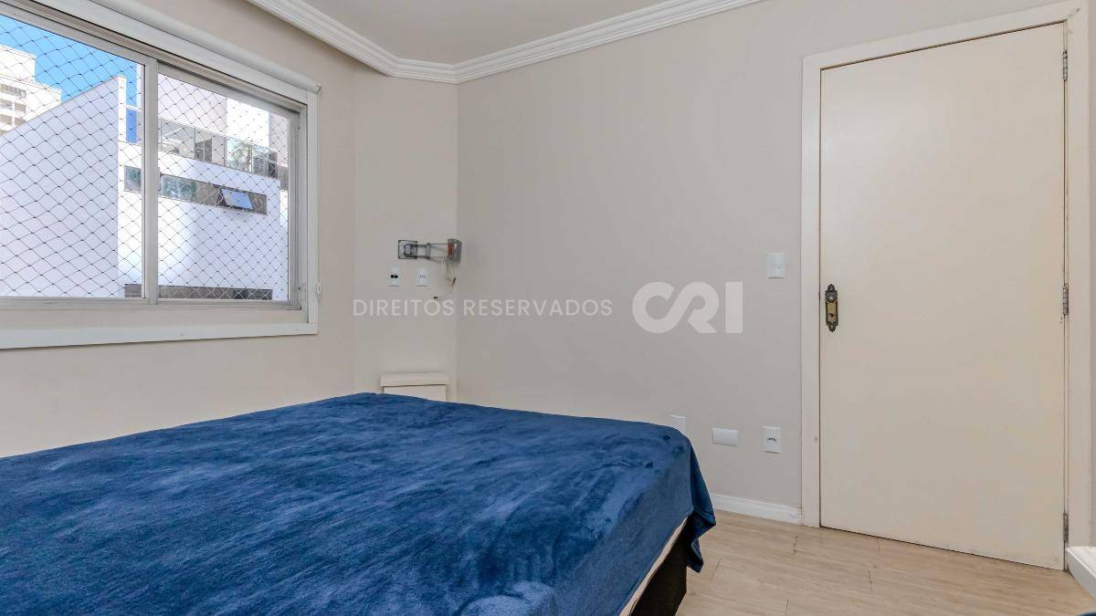 Cobertura no Residencial Dona Elenir com 3 quartos no Centro de Balneário Camboriú