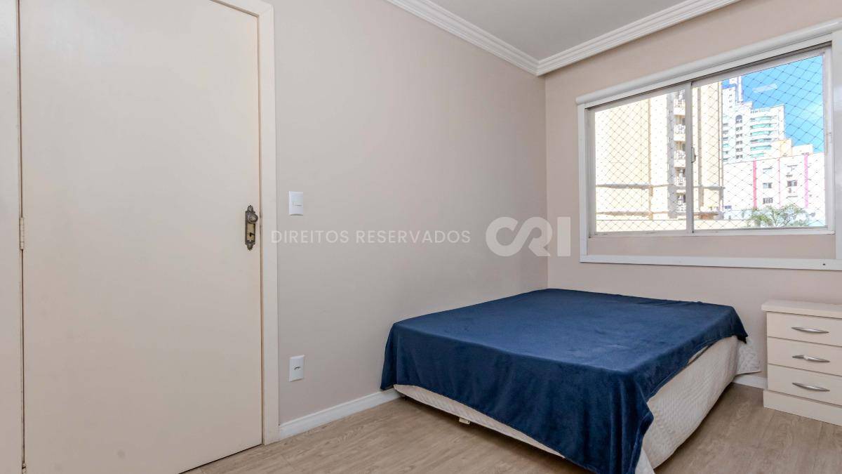 Cobertura no Residencial Dona Elenir com 3 quartos no Centro de Balneário Camboriú