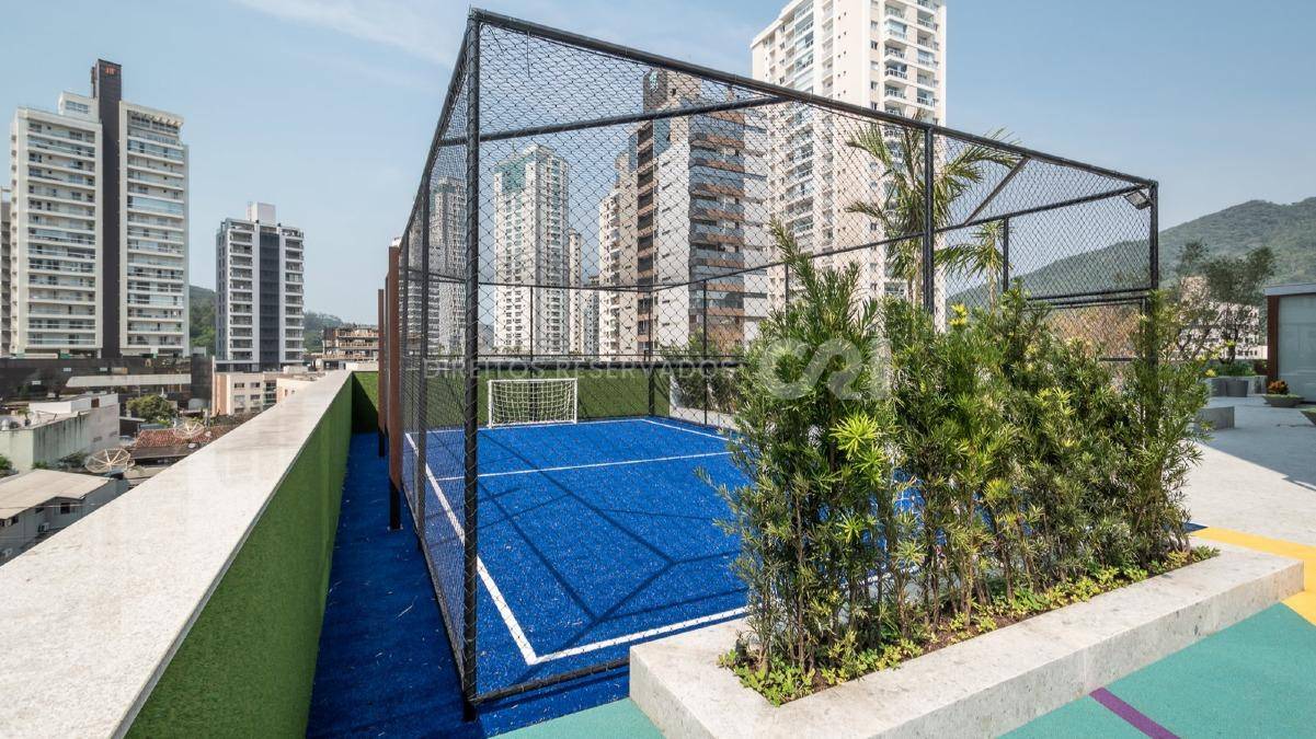 Apartamento com 3 quartos no edifício Classic no bairro Fazenda em Itajaí