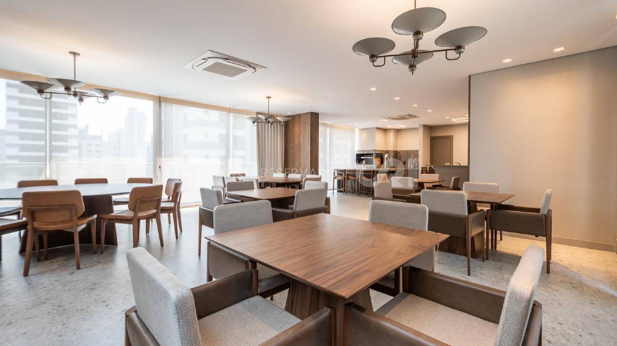Apartamento com 3 quartos no edifício Classic no bairro Fazenda em Itajaí