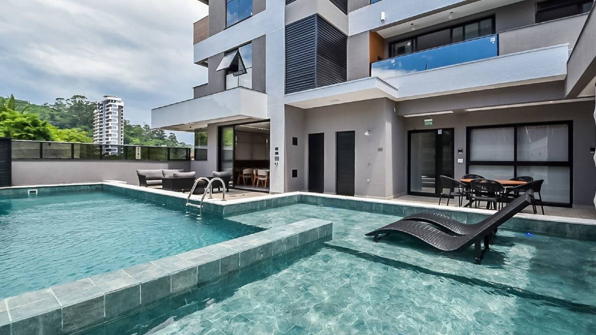 Apartamento com 3 Dormitórios no Edifício Sun Coast no Bairro Fazenda em Itajaí