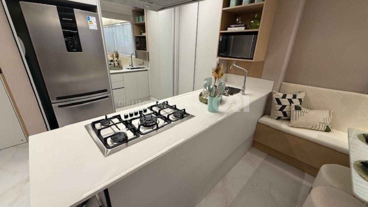 Apartamento com 2 quartos no Edifício Imperatriz no Centro de Balneário Camboriú