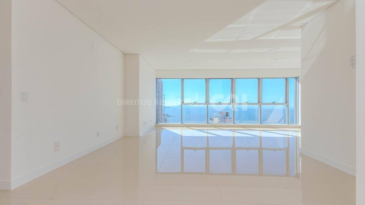 Apartamento com 4 Suítes no Vitra by Pininfarina no Centro de Balneário Camboriú