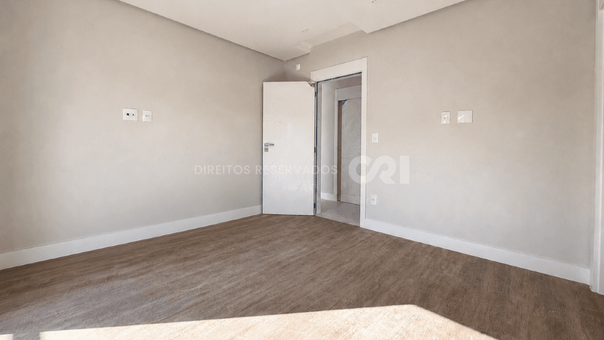 Apartamento com 3 suítes no Sky Brava na Praia Brava em Itajaí