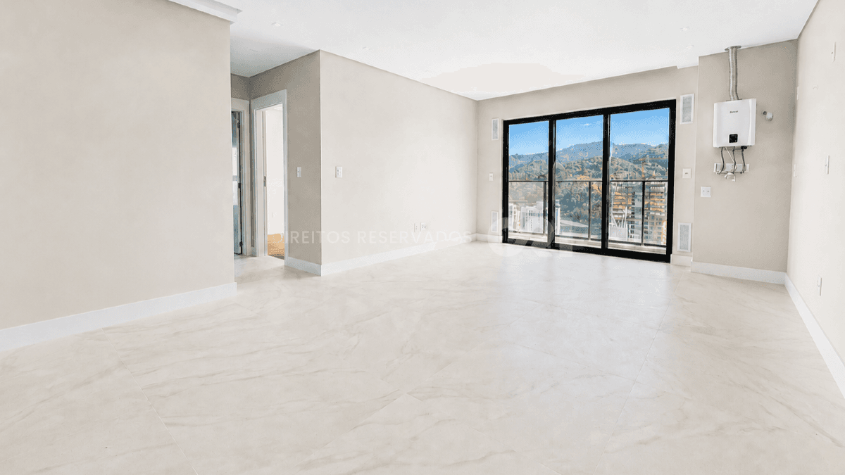 Apartamento com 3 suítes no Sky Brava na Praia Brava em Itajaí