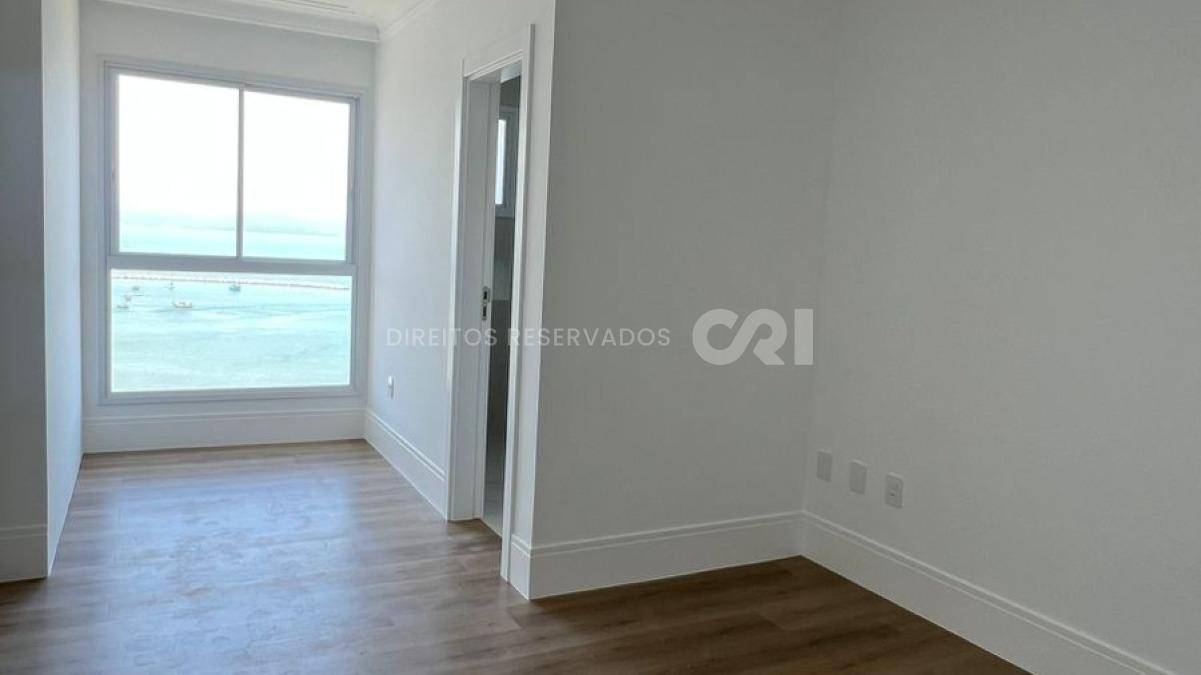 Apartamento com 4 Suítes no Residencial Magnólia no Canto da praia, Itapema