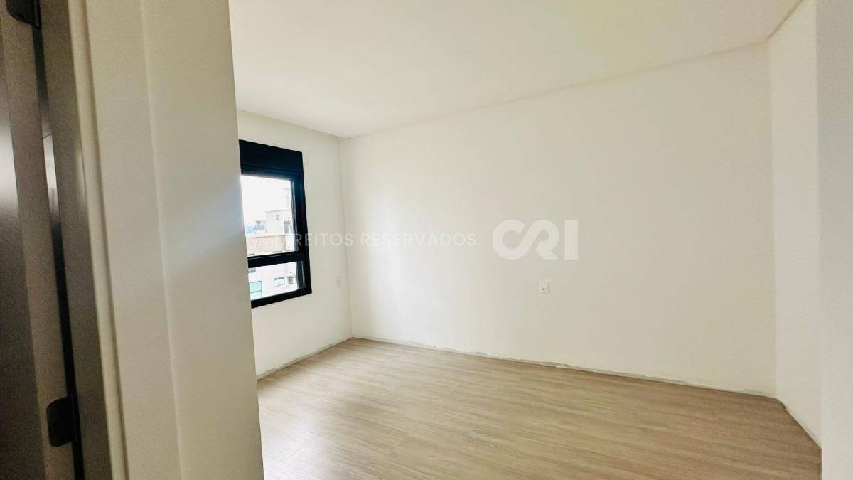 Apartamento com 3 Suítes no Impéria Del Mare em Meia Praia, Itapema