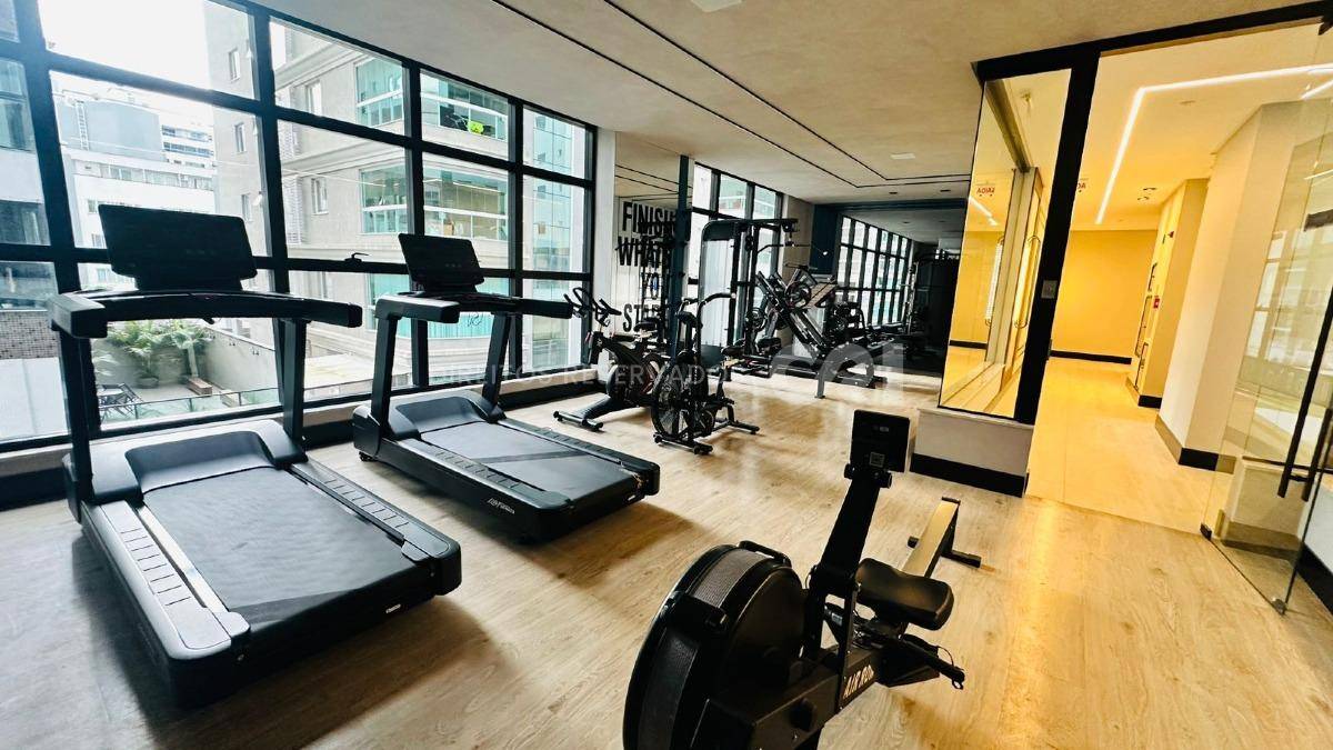 Apartamento com 4 Suítes no Impéria Del Mare na Meia Praia, Itapema
