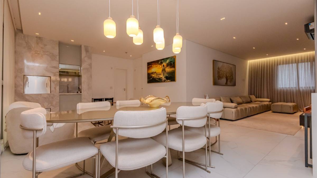 Apartamento com 4 suítes no Las Brisas Residence no Pioneiros em Balneário Camboriú