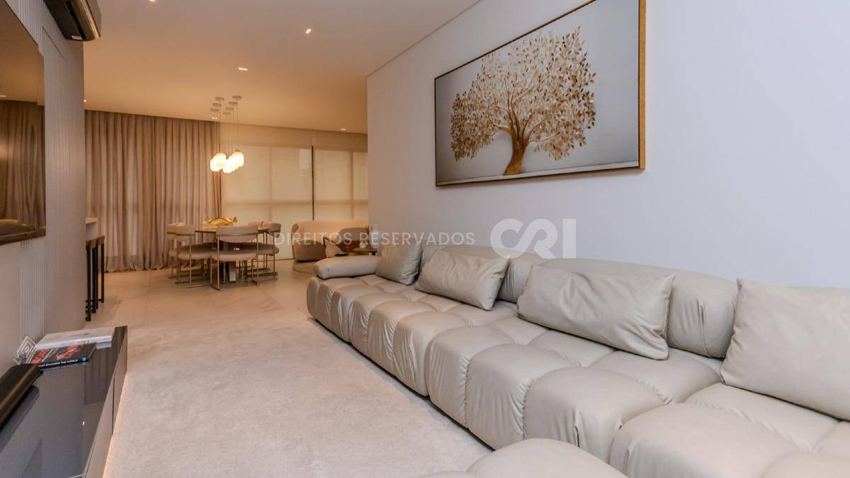Apartamento com 4 suítes no Las Brisas Residence no Pioneiros em Balneário Camboriú