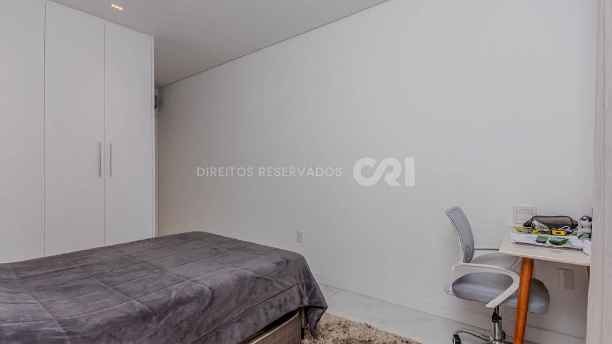 Apartamento com 4 suítes no Las Brisas Residence no Pioneiros em Balneário Camboriú