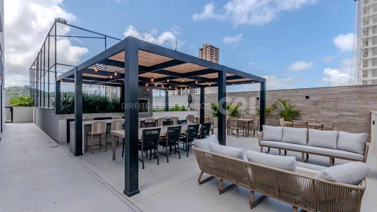 Apartamento 2 dormitórios no Brava Breeze na Praia Brava em Itajaí