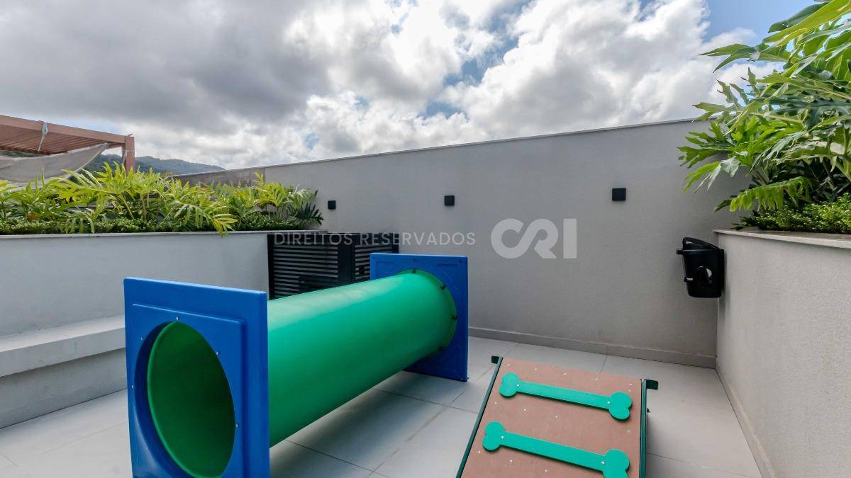 Apartamento 2 dormitórios no Brava Breeze na Praia Brava em Itajaí