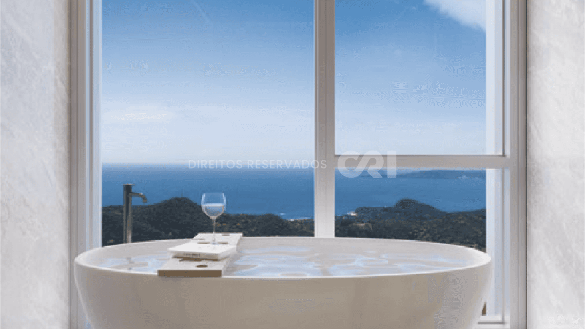Apartamento com 5 Suítes no Senna Tower na Barra Sul, Balneário Camboriú