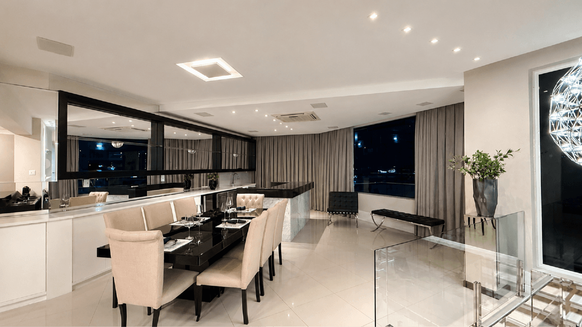 Apartamento com 4 suítes no Edifício Grand Royale na Barra Sul, Balneário Camboriú