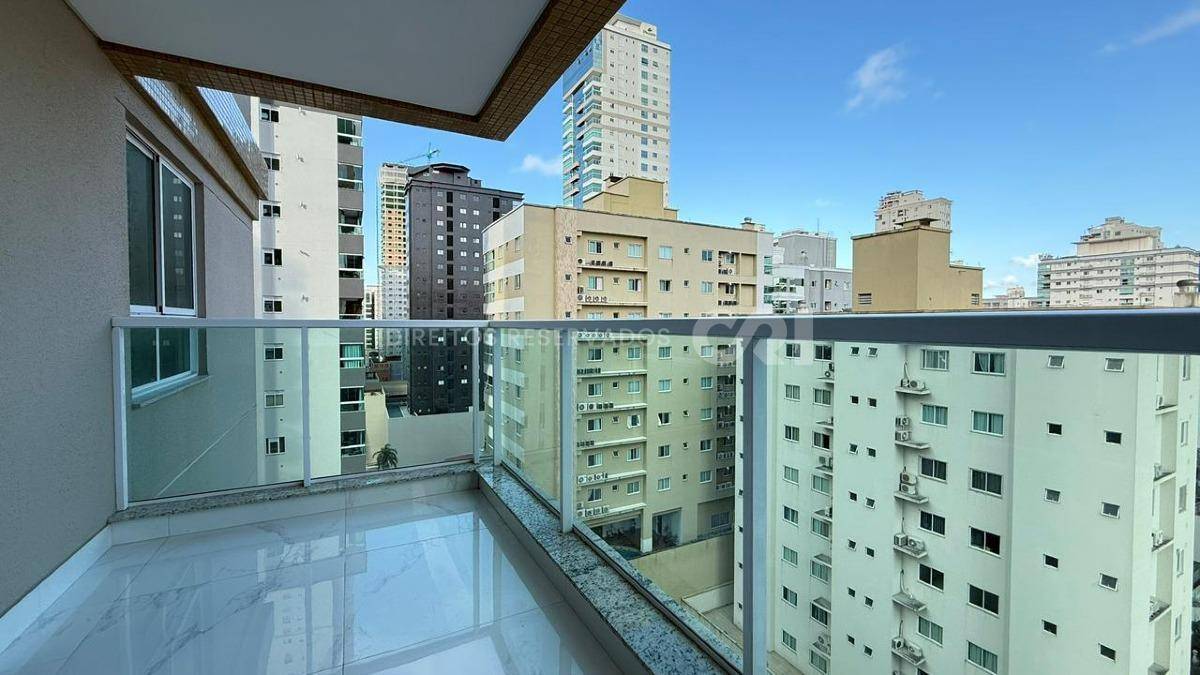 Apartamento com 3 Suítes no Edifício Sangiovese na Meia Praia, Itapema
