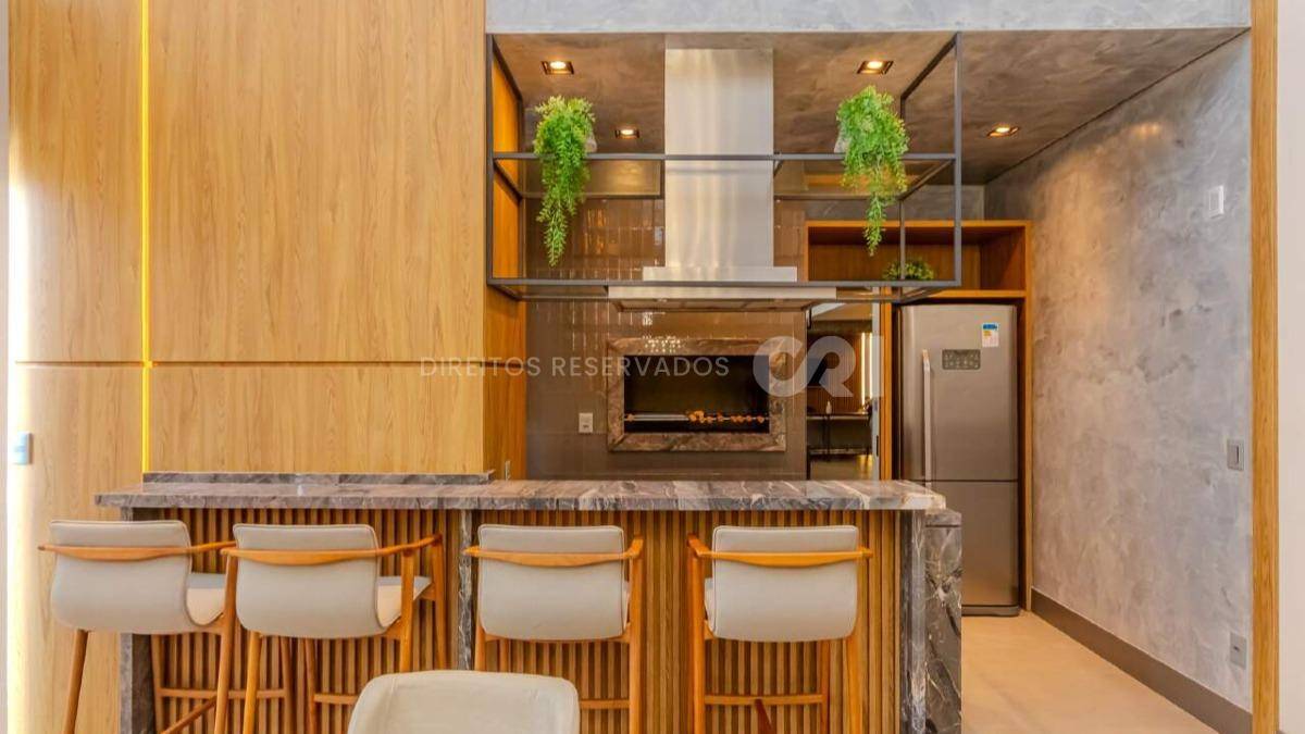 Apartamento com 03 suítes no Edifício Green Ocean no Centro em Balneário Camboriú