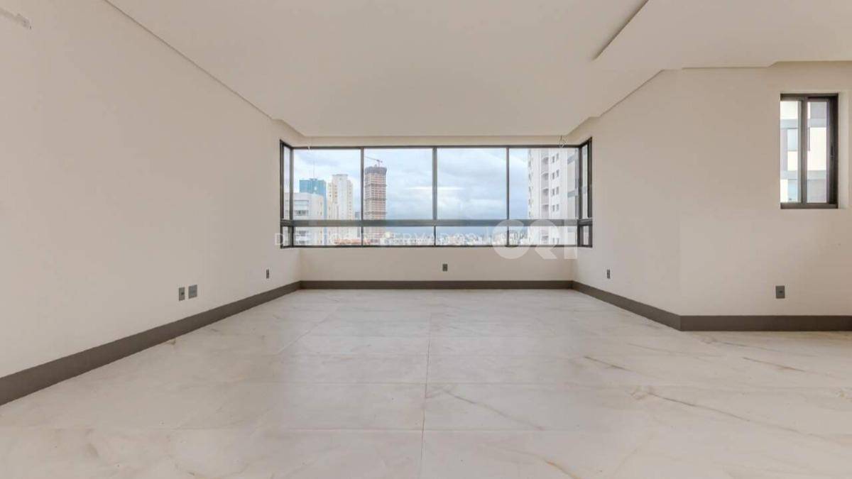 Apartamento com 03 suítes no Edifício Green Ocean no Centro em Balneário Camboriú