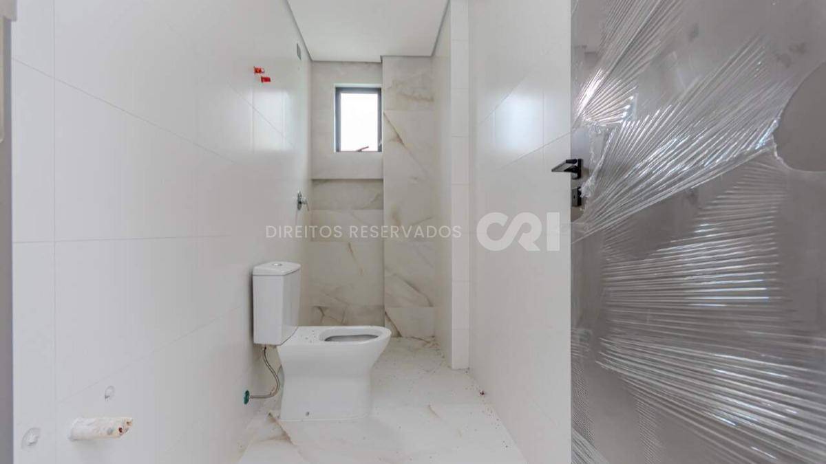 Apartamento com 03 suítes no Edifício Green Ocean no Centro em Balneário Camboriú