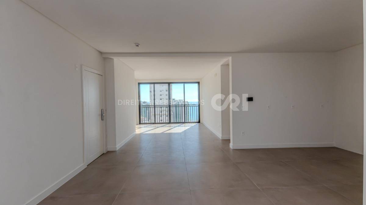 Apartamento com 4 quartos no Sun Beach no Centro, Balneário Camboriú