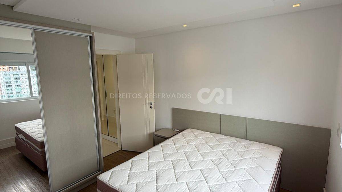 Apartamento com 3 suítes no Essence Residence na Barra Norte em Balneário Camboriú