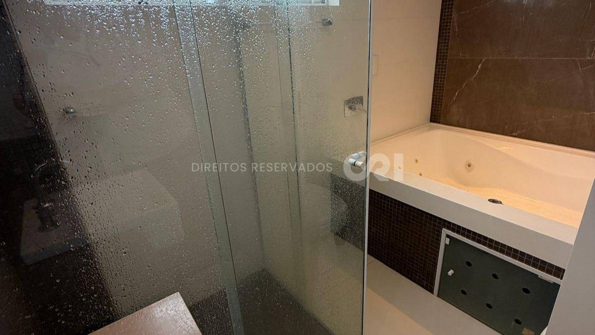 Apartamento com 3 suítes no Essence Residence na Barra Norte em Balneário Camboriú