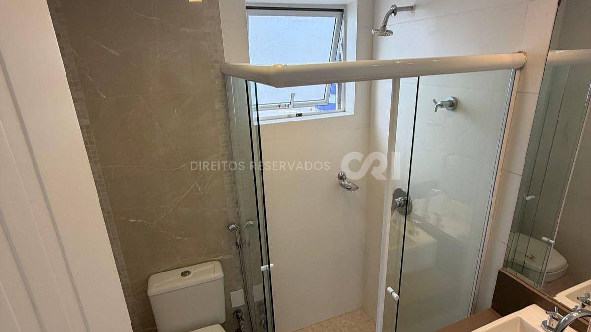 Apartamento com 3 suítes no Essence Residence na Barra Norte em Balneário Camboriú