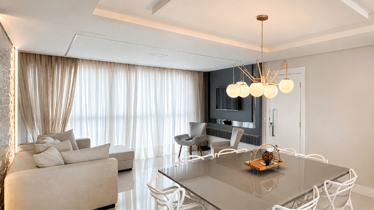Apartamento com 3 suítes no Edifício Phoenix Tower no Centro em Balneário Camboriú