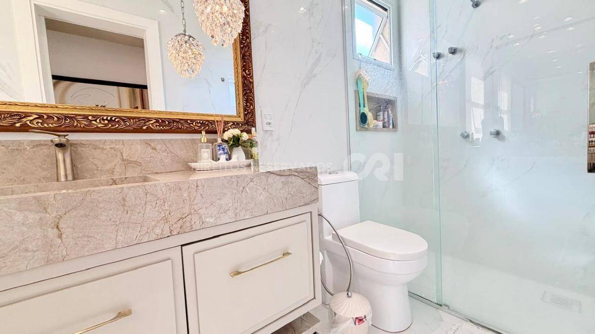 Apartamento com 4 Suítes no Belvedere no Centro de Itapema