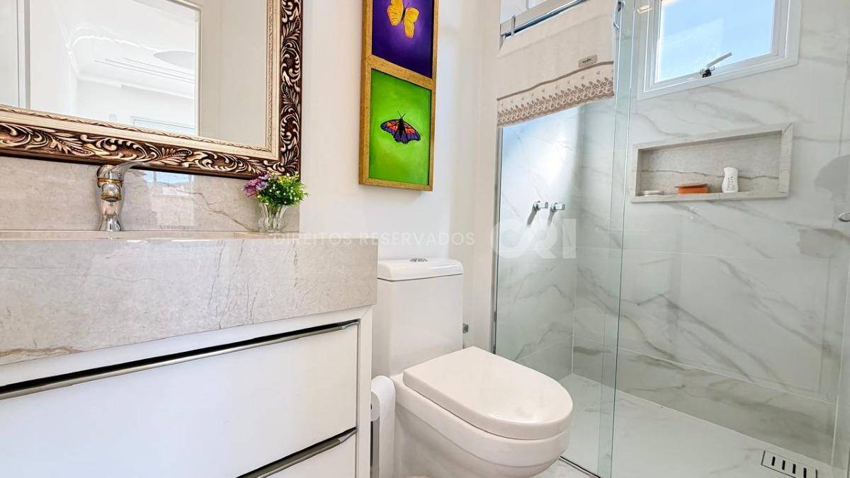 Apartamento com 4 Suítes no Belvedere no Centro de Itapema