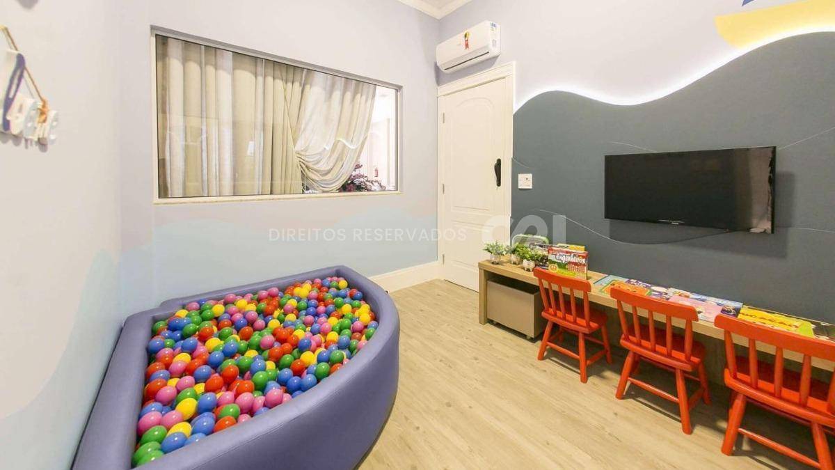 Apartamento com 4 Suítes no Belvedere no Centro de Itapema
