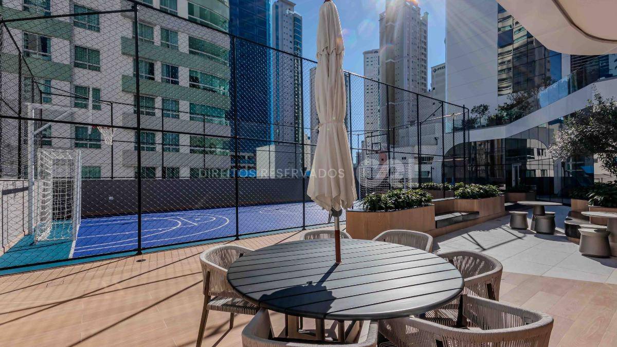 Apartamento com 4 suítes no Edifício Vitra by Pininfarina no Centro de Balneário Camboriú