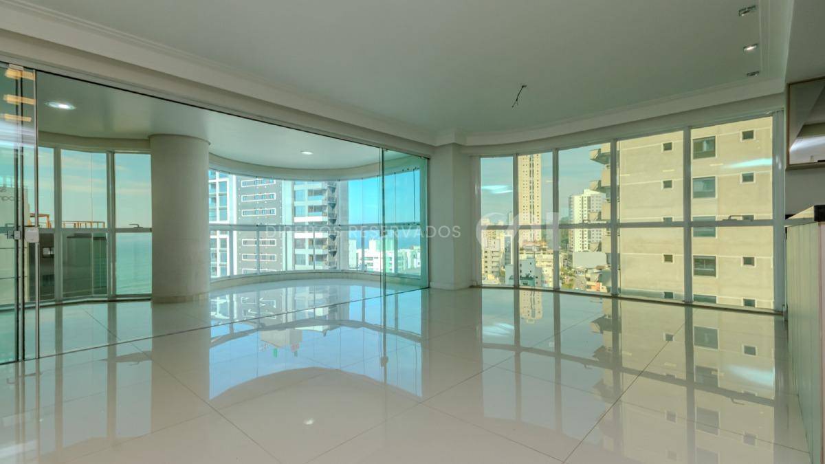 Apartamento com 4 Suítes no Central Park em Centro, Itapema