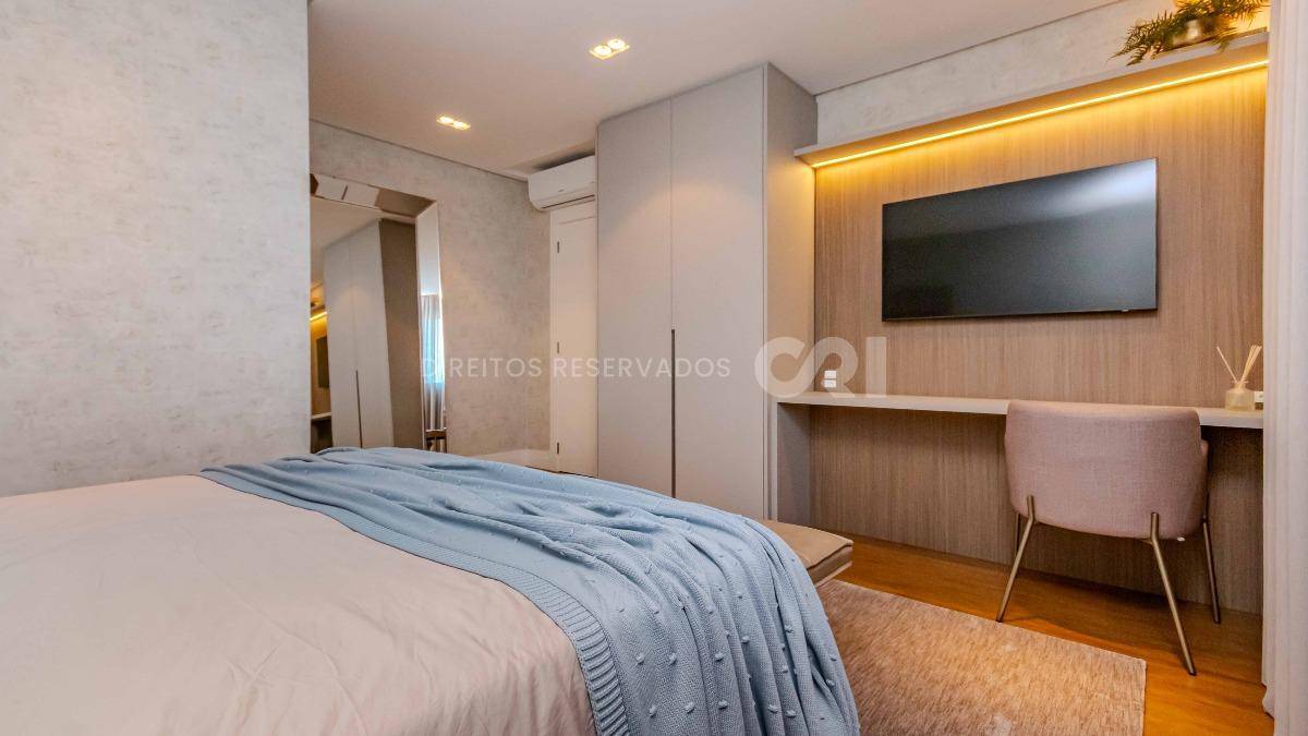 Cobertura com 3 Suítes no Falcon Tower no Centro de Balneário Camboriú