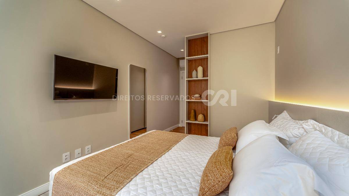 Apartamento com 4 Suítes no Edifício Vitra no Centro de Balneário Camboriú